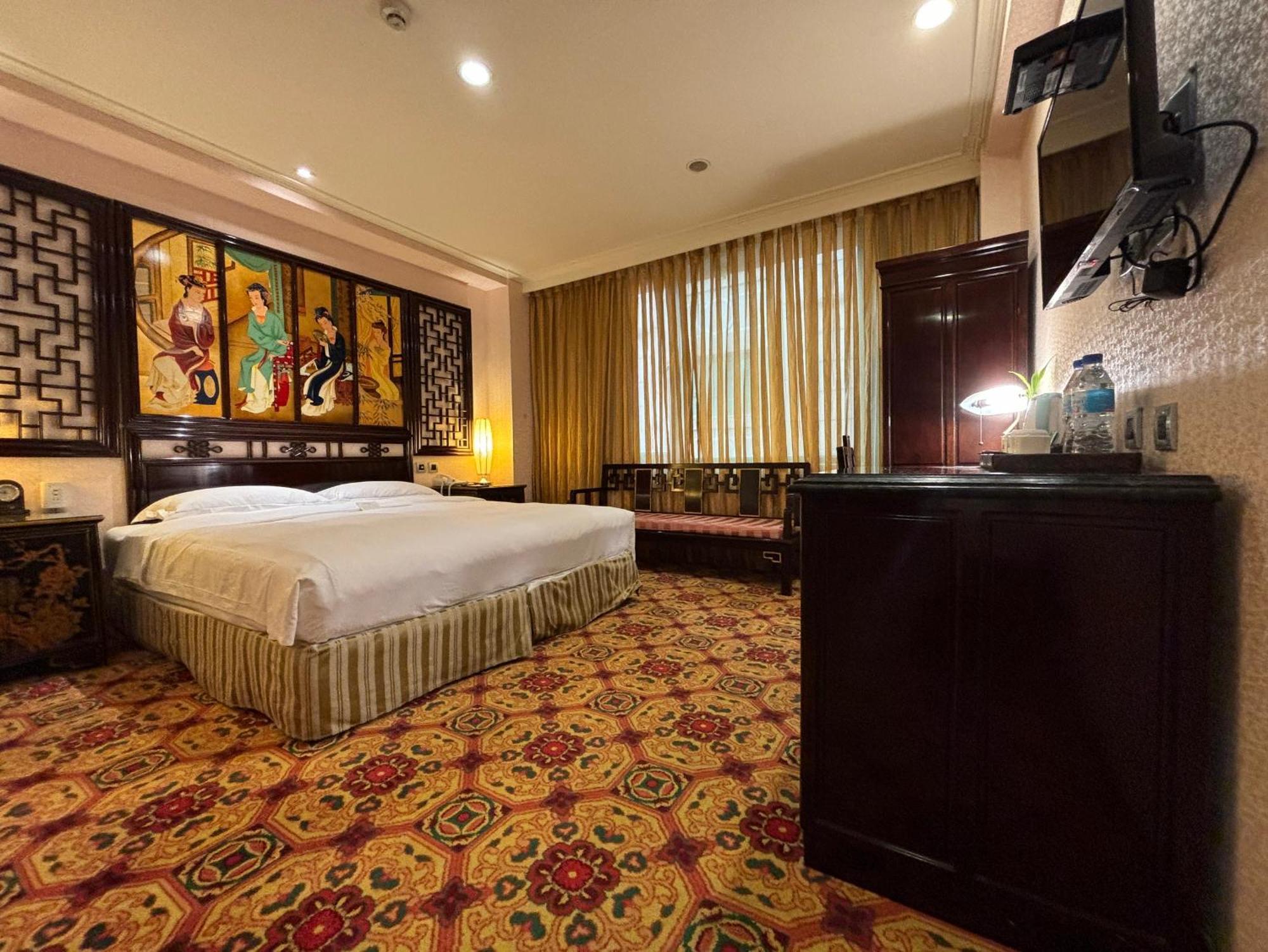 Royal Seasons Hotel Taipei ‧ Nanjing W. Eksteriør billede