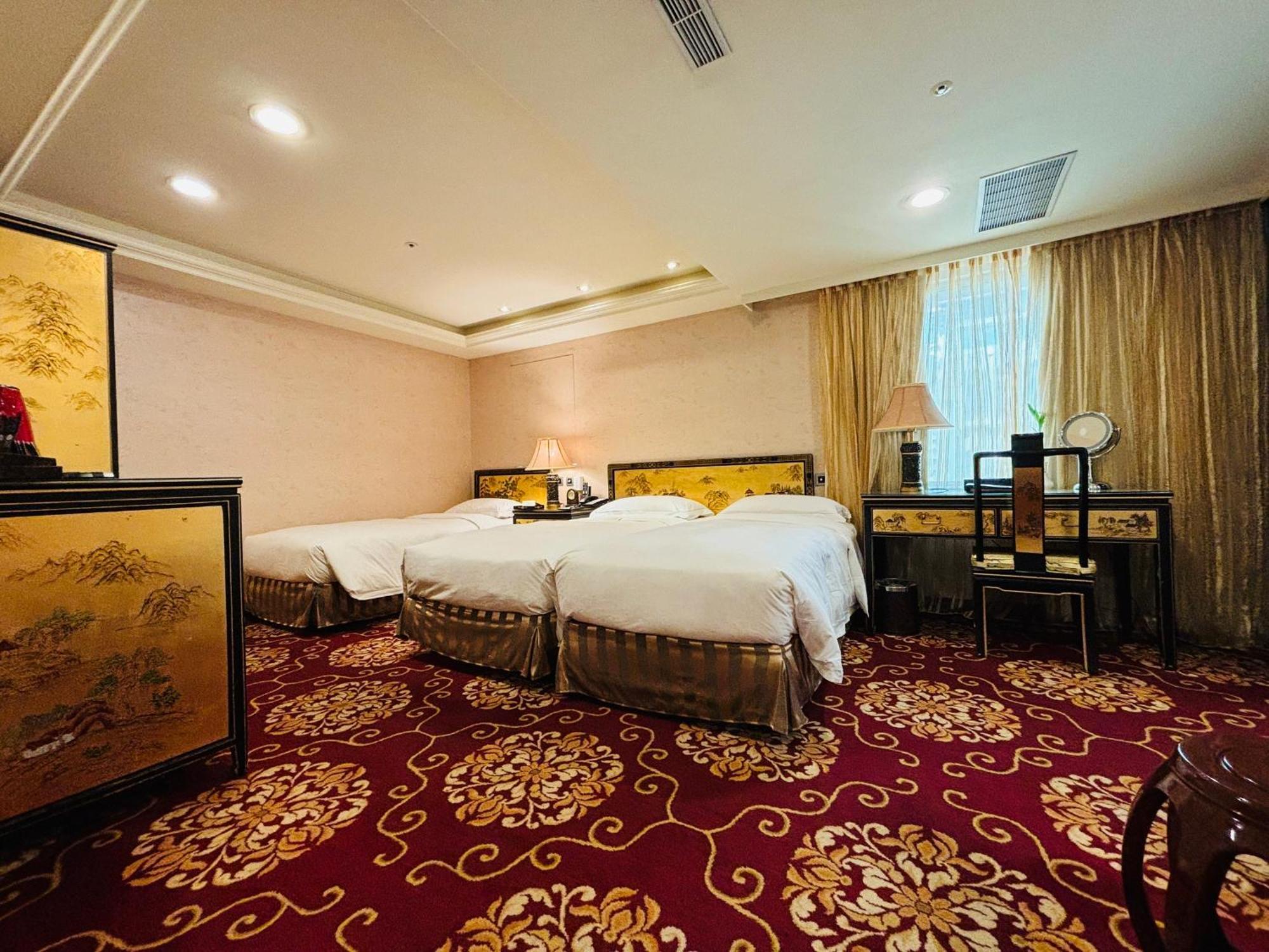 Royal Seasons Hotel Taipei ‧ Nanjing W. Eksteriør billede