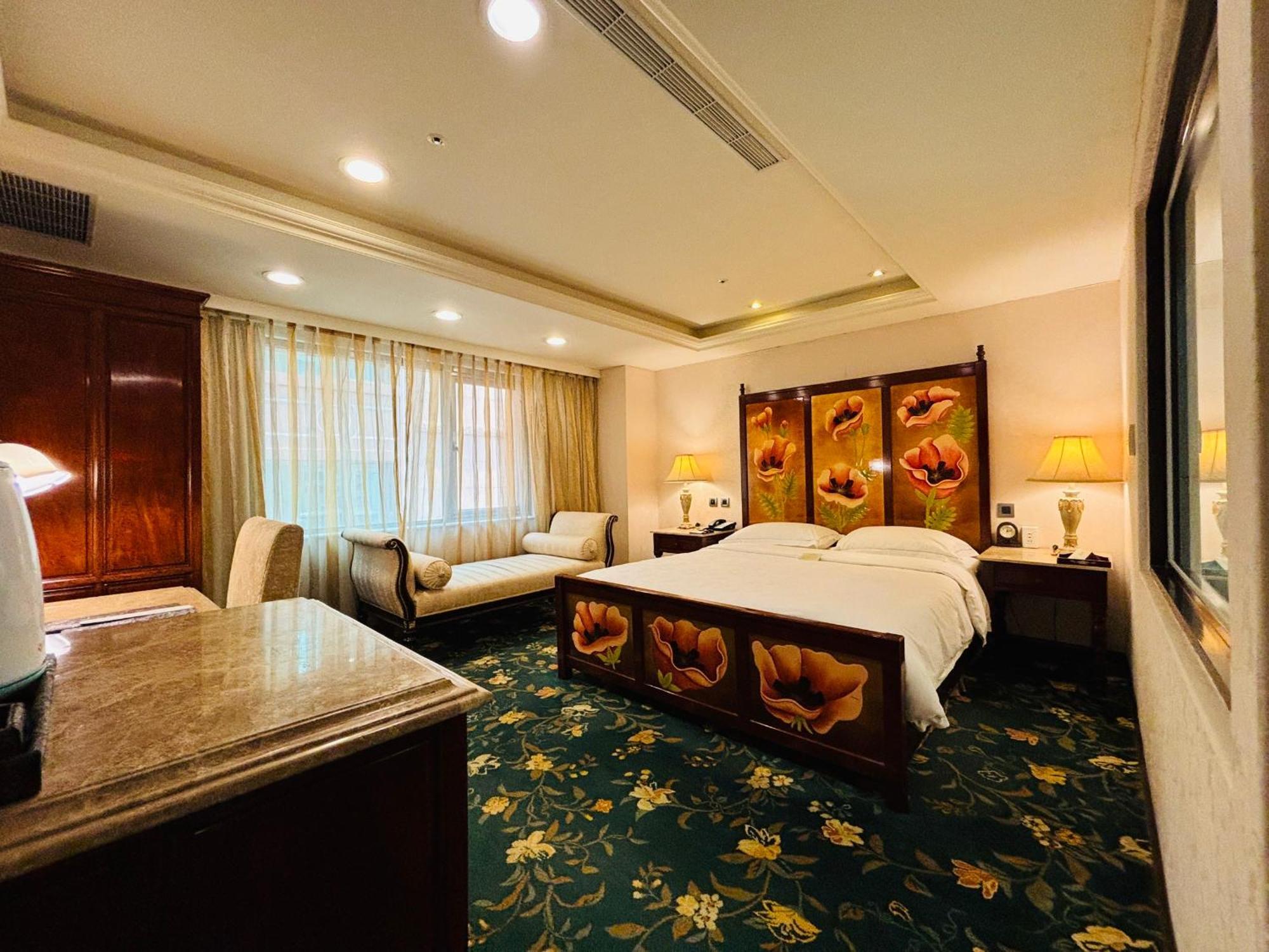 Royal Seasons Hotel Taipei ‧ Nanjing W. Eksteriør billede