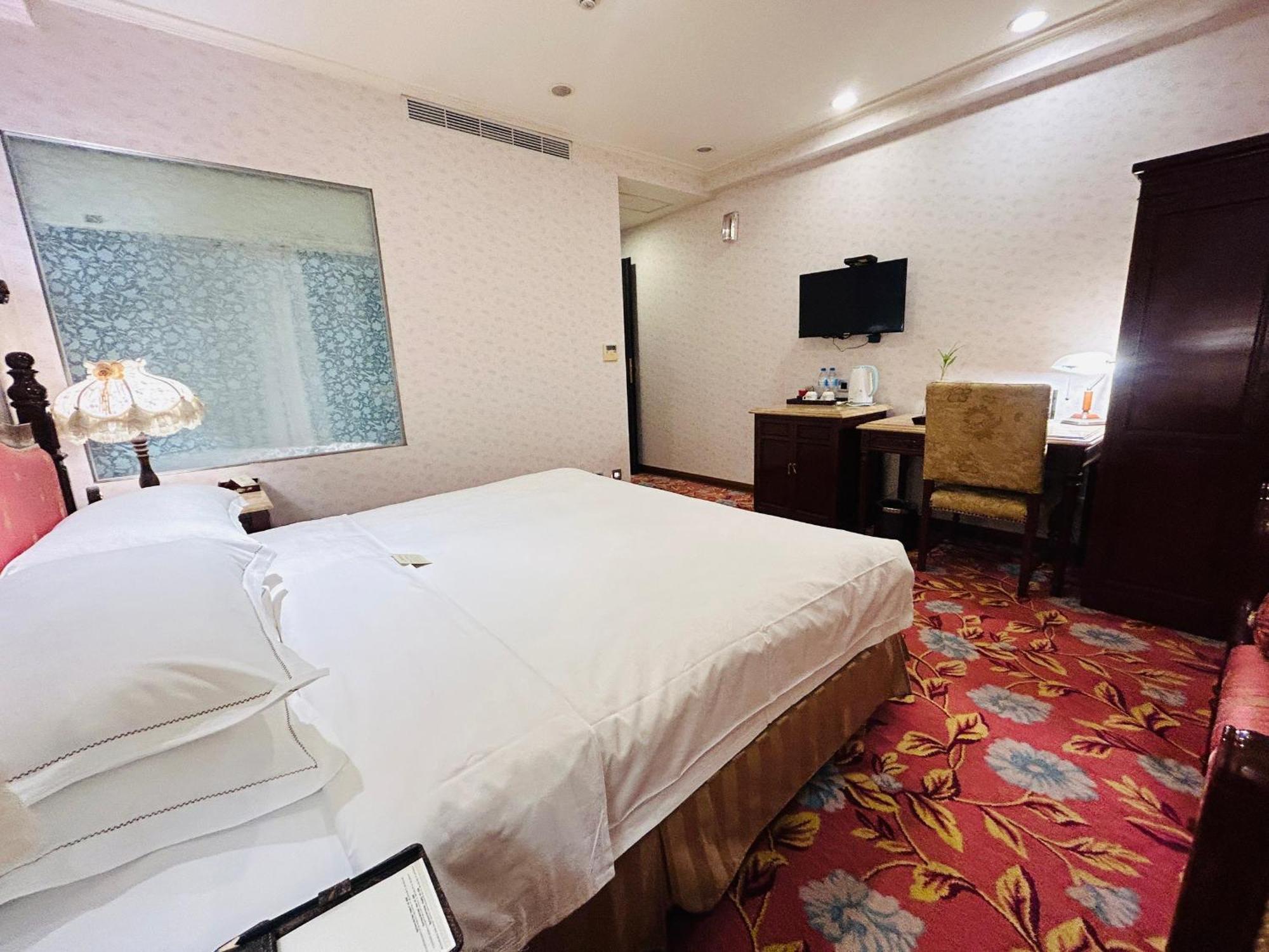 Royal Seasons Hotel Taipei ‧ Nanjing W. Eksteriør billede