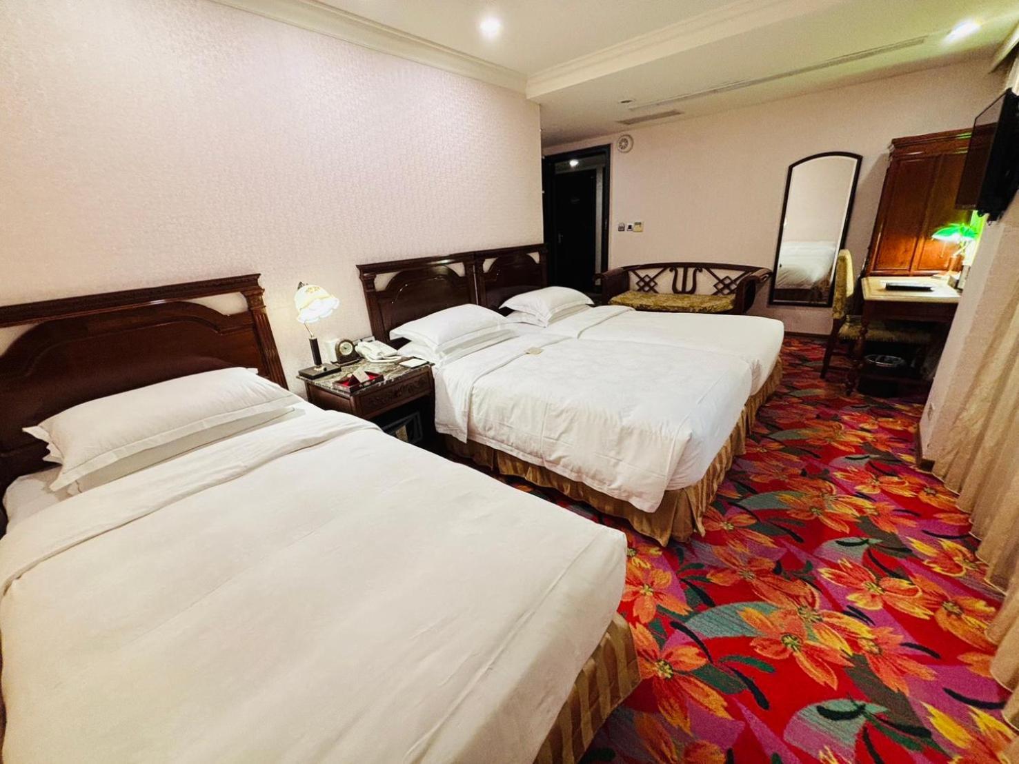 Royal Seasons Hotel Taipei ‧ Nanjing W. Eksteriør billede