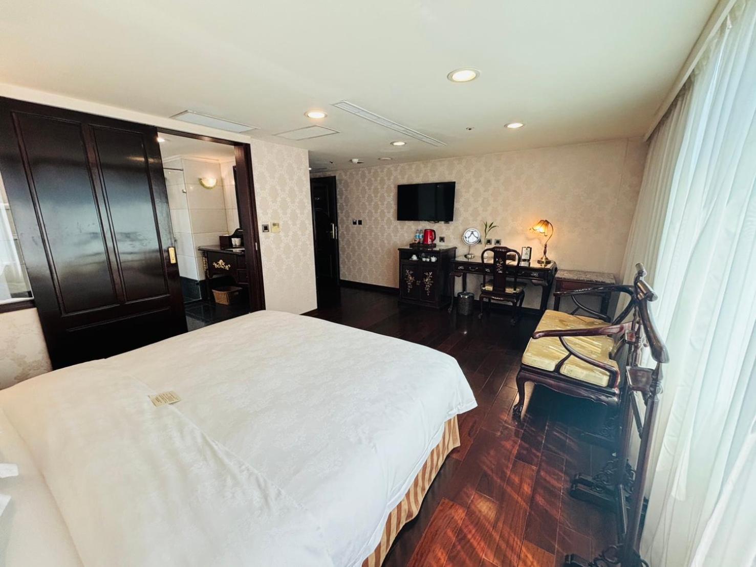 Royal Seasons Hotel Taipei ‧ Nanjing W. Eksteriør billede