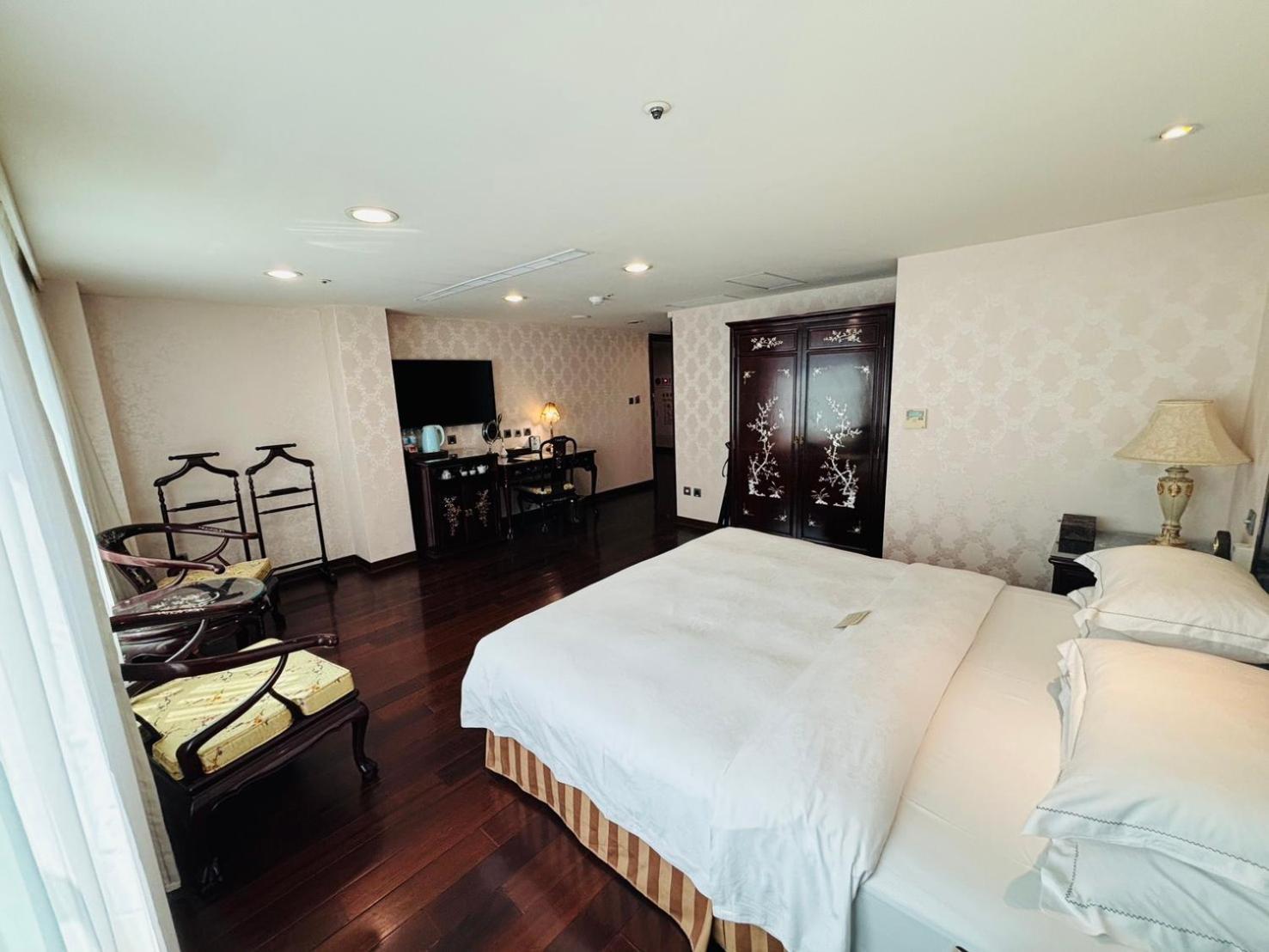 Royal Seasons Hotel Taipei ‧ Nanjing W. Eksteriør billede