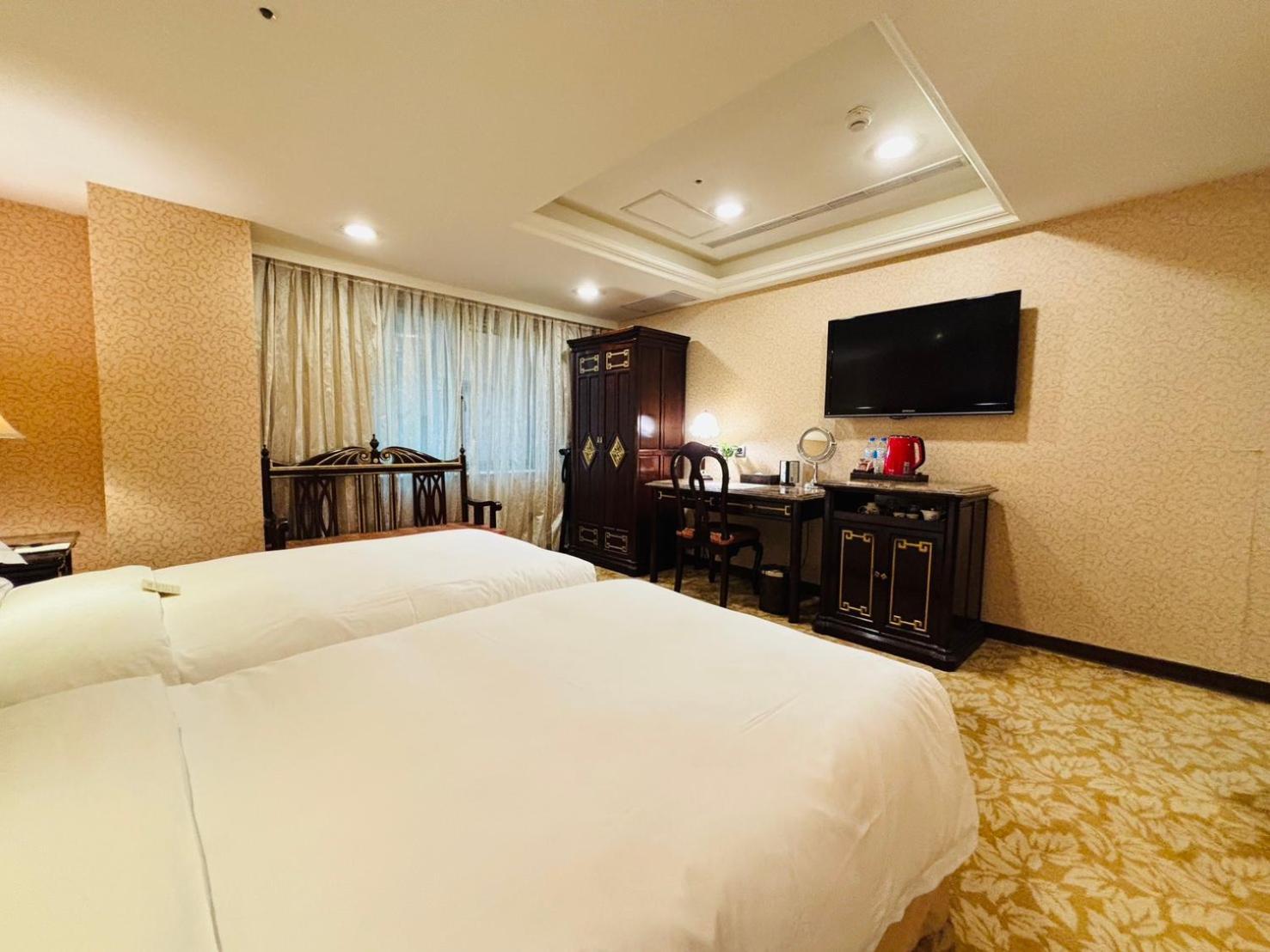 Royal Seasons Hotel Taipei ‧ Nanjing W. Eksteriør billede